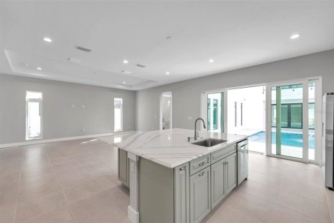Купить виллу или дом в Брейдентон, Флорида 12 комнат, 375.42м2, № 1636635 - фото 29