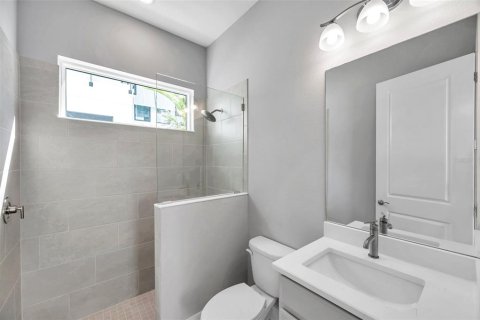 Купить виллу или дом в Брейдентон, Флорида 12 комнат, 375.42м2, № 1636635 - фото 17