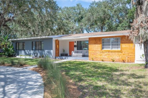 Villa ou maison à vendre à Lakeland, Floride: 4 chambres, 235.41 m2 № 2388924 - photo 4