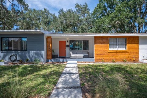 Villa ou maison à vendre à Lakeland, Floride: 4 chambres, 235.41 m2 № 2388924 - photo 2