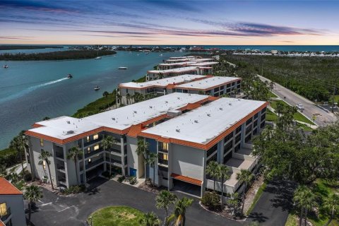 Condominio en venta en Englewood, Florida, 2 dormitorios, 99.41 m2 № 1759287 - foto 2