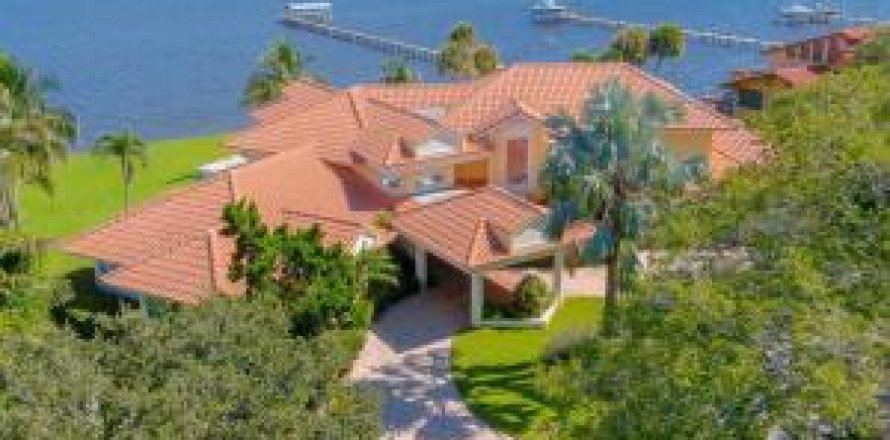 Condo in Stuart, Florida, 4 bedrooms  № 2250406