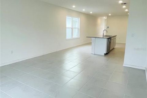 Casa en venta en Winter Haven, Florida, 3 dormitorios, 137.5 m2 № 1899510 - foto 2