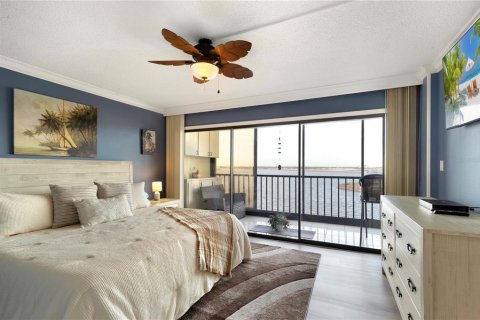 Condo in Bradenton, Florida, 2 bedrooms  № 1518390 - photo 9