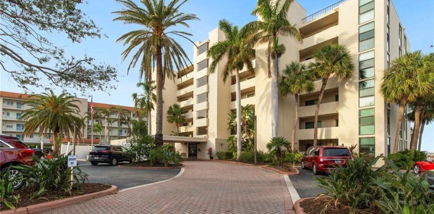 Condo in Bradenton, Florida, 2 bedrooms  № 1518390