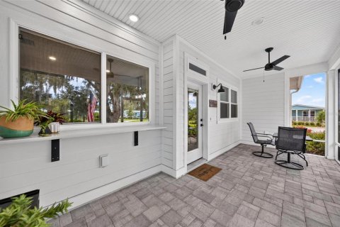 House in Oxford, Florida 2 bedrooms, 71.72 sq.m. № 2403422 - photo 6
