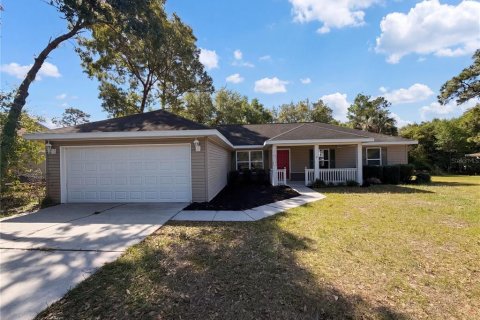 Villa ou maison à Ocala, Floride 3 chambres, 156.08 m2 № 2364800