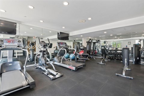 Condominio en alquiler en Coral Gables, Florida, 2 dormitorios, 116.22 m2 № 2002870 - foto 17