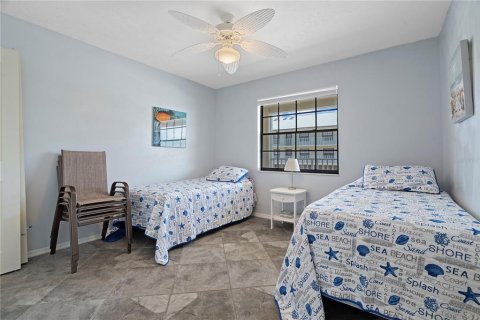 Condo in Dunedin, Florida, 2 bedrooms  № 1747606 - photo 14