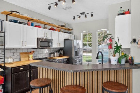 Casa en venta en Haines City, Florida, 5 dormitorios, 254.83 m2 № 2199293 - foto 17
