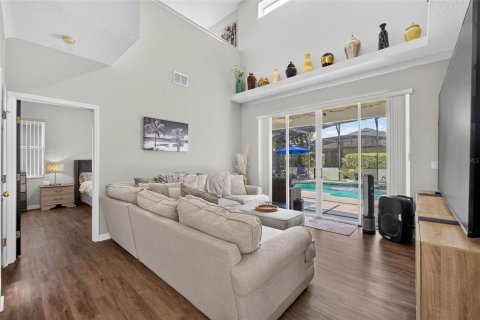 Casa en venta en Haines City, Florida, 5 dormitorios, 254.83 m2 № 2199293 - foto 28