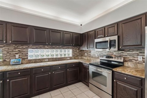 House in Tarpon Springs, Florida 3 bedrooms, 246.75 sq.m. № 2239757 - photo 26