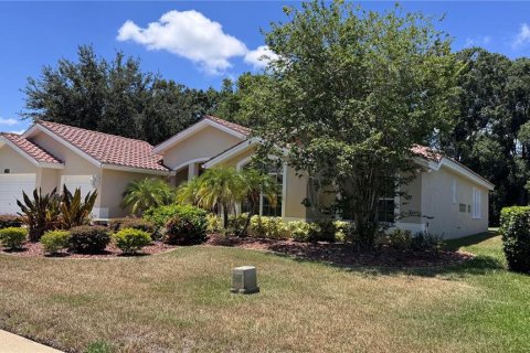 House in Tarpon Springs, Florida 3 bedrooms, 246.75 sq.m. № 2239757 - photo 3