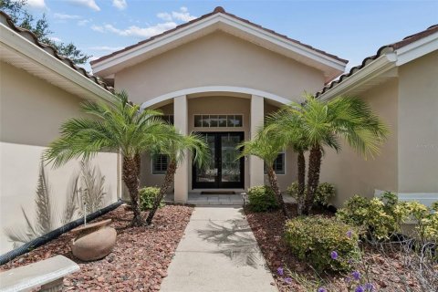 House in Tarpon Springs, Florida 3 bedrooms, 246.75 sq.m. № 2239757 - photo 6