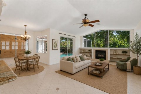House in Tarpon Springs, Florida 3 bedrooms, 246.75 sq.m. № 2239757 - photo 27