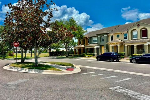 Townhouse in Windermere, Florida 3 bedrooms, 160.16 sq.m. № 2259334 - photo 4