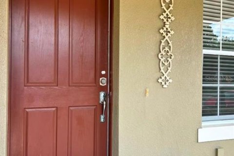 Townhouse in Windermere, Florida 3 bedrooms, 160.16 sq.m. № 2259334 - photo 5