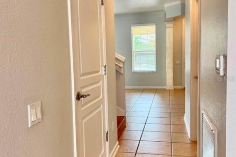 Townhouse in Windermere, Florida 3 bedrooms, 160.16 sq.m. № 2259334 - photo 10