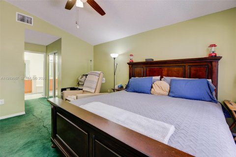 Casa en venta en Plantation, Florida, 4 dormitorios, 216.83 m2 № 2057333 - foto 22