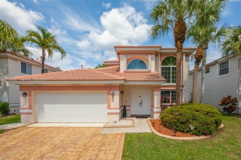 Casa en Plantation, Florida 4 dormitorios, 216.83 m2 № 2057333