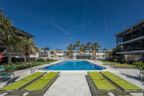 Condo in Holmes Beach, Florida, 2 bedrooms  № 1572070 - photo 14