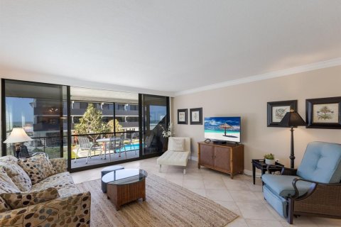 Condo in Holmes Beach, Florida, 2 bedrooms  № 1572070 - photo 23