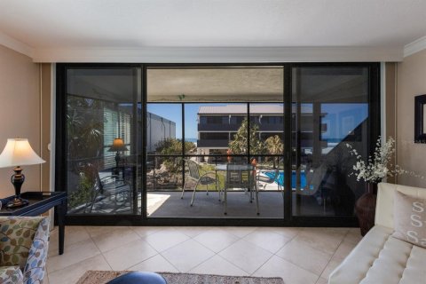 Condo in Holmes Beach, Florida, 2 bedrooms  № 1572070 - photo 8
