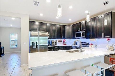 Townhouse in Kissimmee, Florida 3 bedrooms, 163.69 sq.m. № 1781217 - photo 7