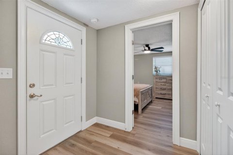 Villa ou maison à vendre à Tarpon Springs, Floride: 4 chambres, 183.11 m2 № 2142933 - photo 5