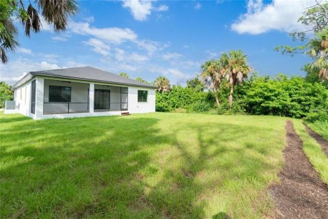 House in Rotonda, Florida 3 bedrooms, 161.46 sq.m. № 2096473 - photo 28