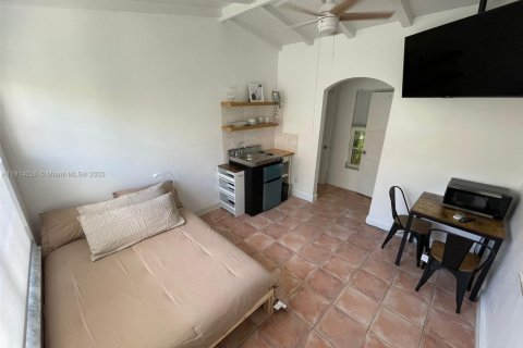 Immobilier commercial à louer à Miami Beach, Floride: 4 chambres, 237.74 m2 № 1969705 - photo 9