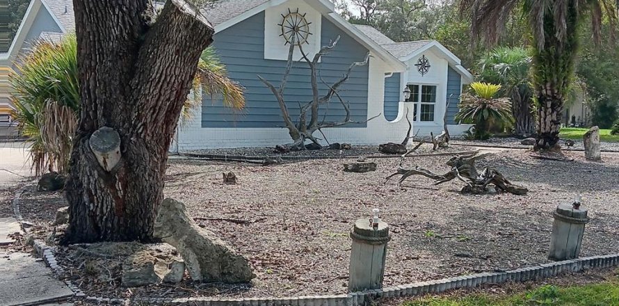 House in Lecanto, Florida 3 bedrooms, 150.5 sq.m. № 1405654