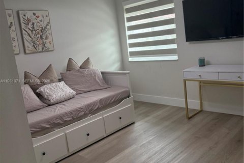 Купить таунхаус в Дорал, Флорида 2 спальни, 85.75м2, № 2045149 - фото 12