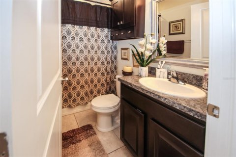 House in Spring Hill, Florida 4 bedrooms, 193.42 sq.m. № 2110768 - photo 27