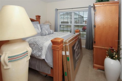 House in Spring Hill, Florida 4 bedrooms, 193.42 sq.m. № 2110768 - photo 28