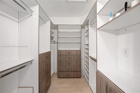 Townhouse in Doral, Florida 3 bedrooms, 157 sq.m. № 1953575 - photo 28