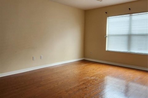 Adosado en alquiler en Tampa, Florida, 2 dormitorios, 120.03 m2 № 1905524 - foto 7