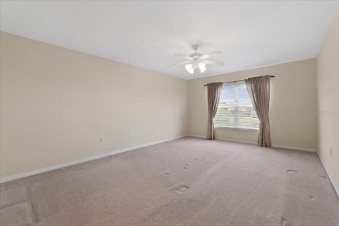 House in Davenport, Florida 5 bedrooms, 291.71 sq.m. № 1917840 - photo 29