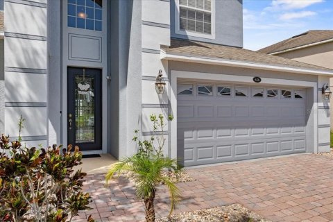 House in Davenport, Florida 5 bedrooms, 291.71 sq.m. № 1917840 - photo 3