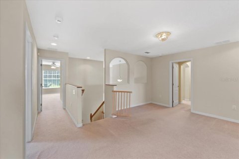 House in Davenport, Florida 5 bedrooms, 291.71 sq.m. № 1917840 - photo 21