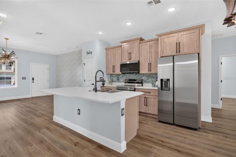 Casa en venta en Poinciana, Florida, 4 dormitorios, 158.86 m2 № 2277392 - foto 10