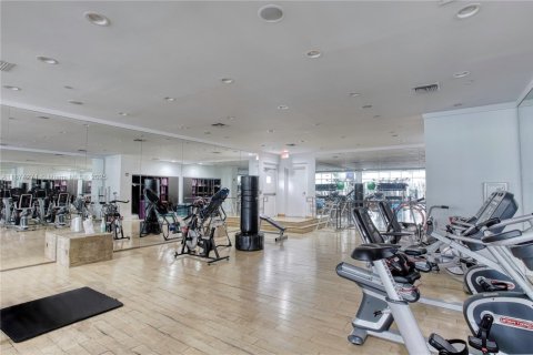 Condominio en alquiler en Miami Beach, Florida, 57.51 m2 № 1920614 - foto 27