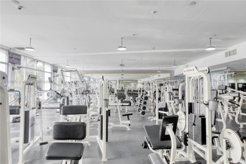 Condominio en alquiler en Miami Beach, Florida, 57.51 m2 № 1920614 - foto 25