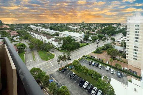 Купить кондоминиум в Лодердейл-бай-те-Си, Флорида 1 спальня, 78.04м2, № 1936691 - фото 2