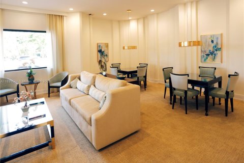 Купить кондоминиум в Лодердейл-бай-те-Си, Флорида 1 спальня, 78.04м2, № 1936691 - фото 19