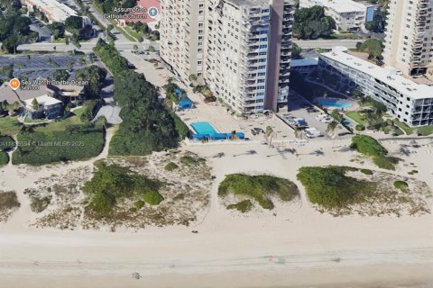 Купить кондоминиум в Лодердейл-бай-те-Си, Флорида 1 спальня, 78.04м2, № 1936691 - фото 20