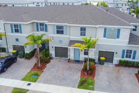 Casa en venta en Homestead, Florida, 4 dormitorios, 169.64 m2 № 2054469 - foto 22