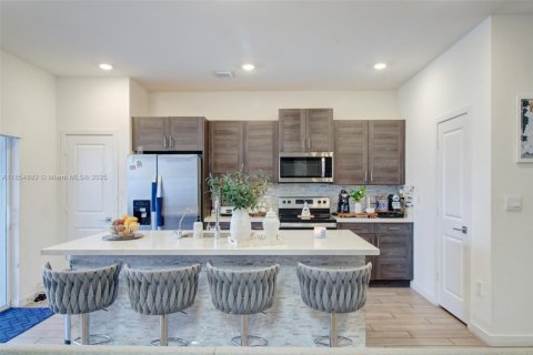 Casa en venta en Homestead, Florida, 4 dormitorios, 169.64 m2 № 2054469 - foto 9