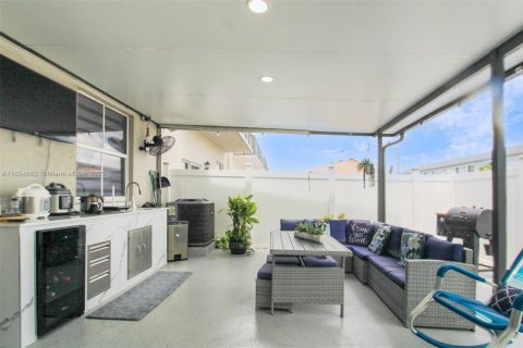 Casa en venta en Homestead, Florida, 4 dormitorios, 169.64 m2 № 2054469 - foto 19