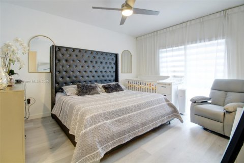 Casa en venta en Homestead, Florida, 4 dormitorios, 169.64 m2 № 2054469 - foto 12